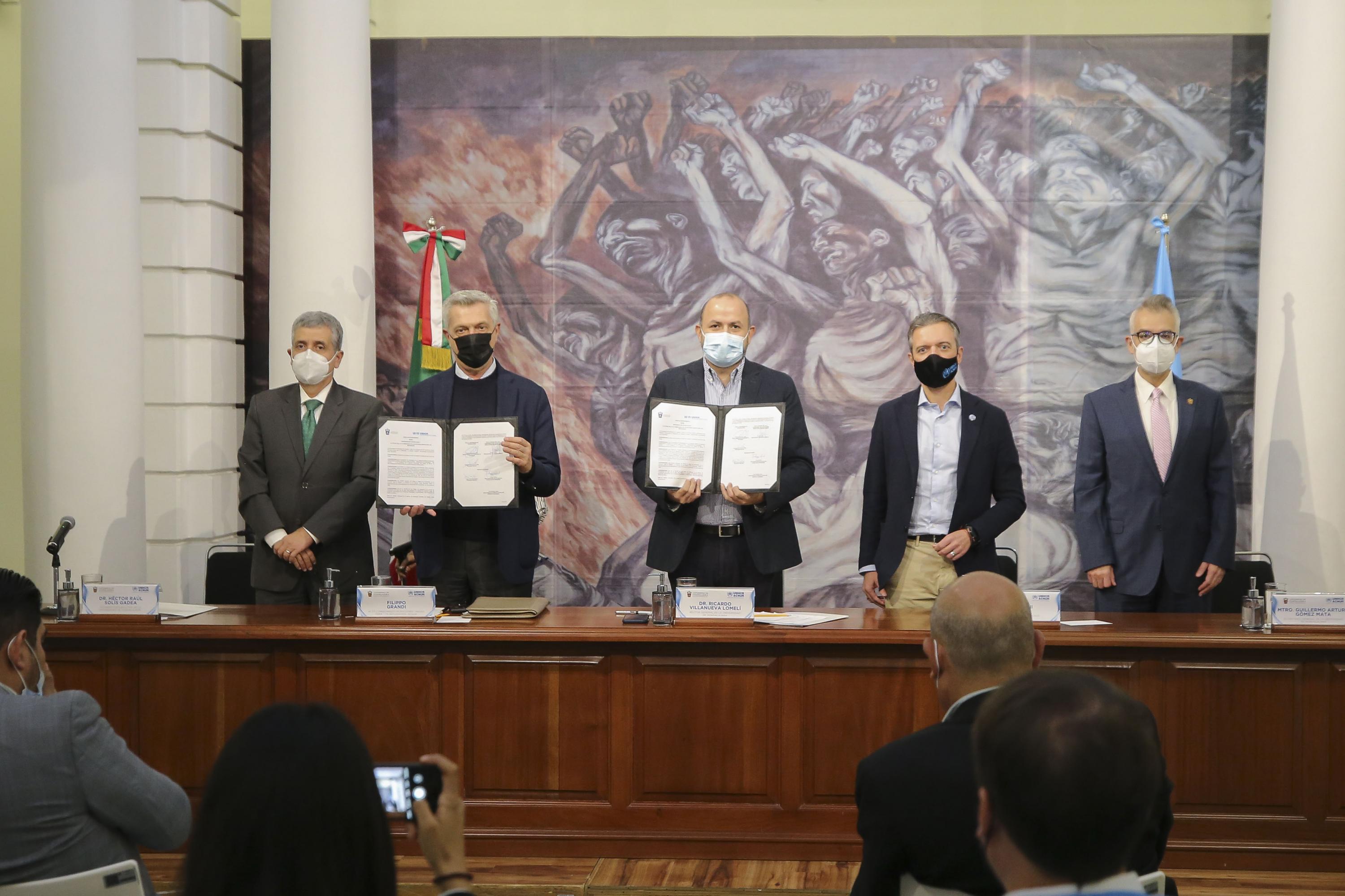 La UdeG y ACNUR firman convenio en favor de personas refugiadas en México
