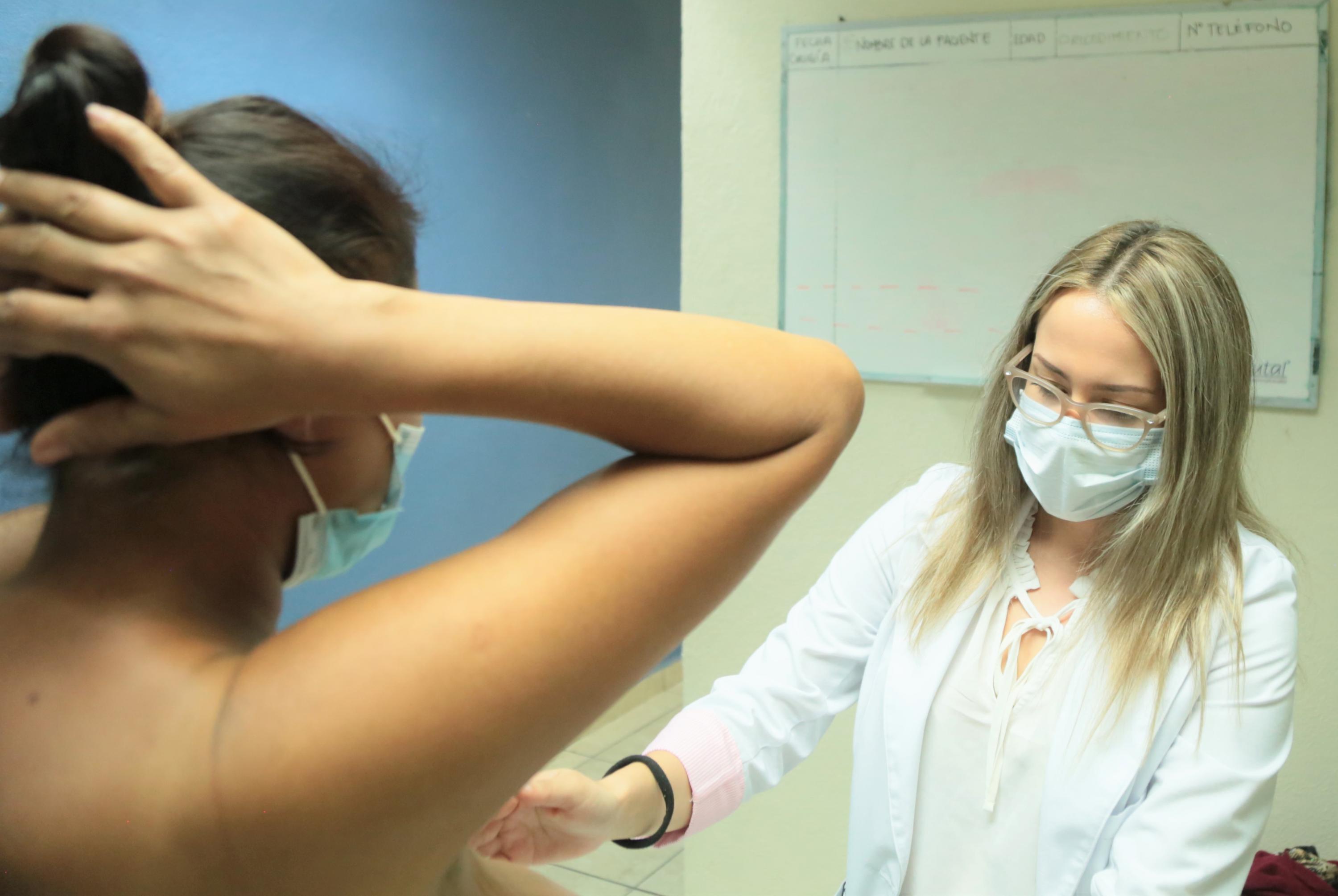 Invita Hospital Civil de Guadalajara a fortalecer la detección temprana del cáncer de mama