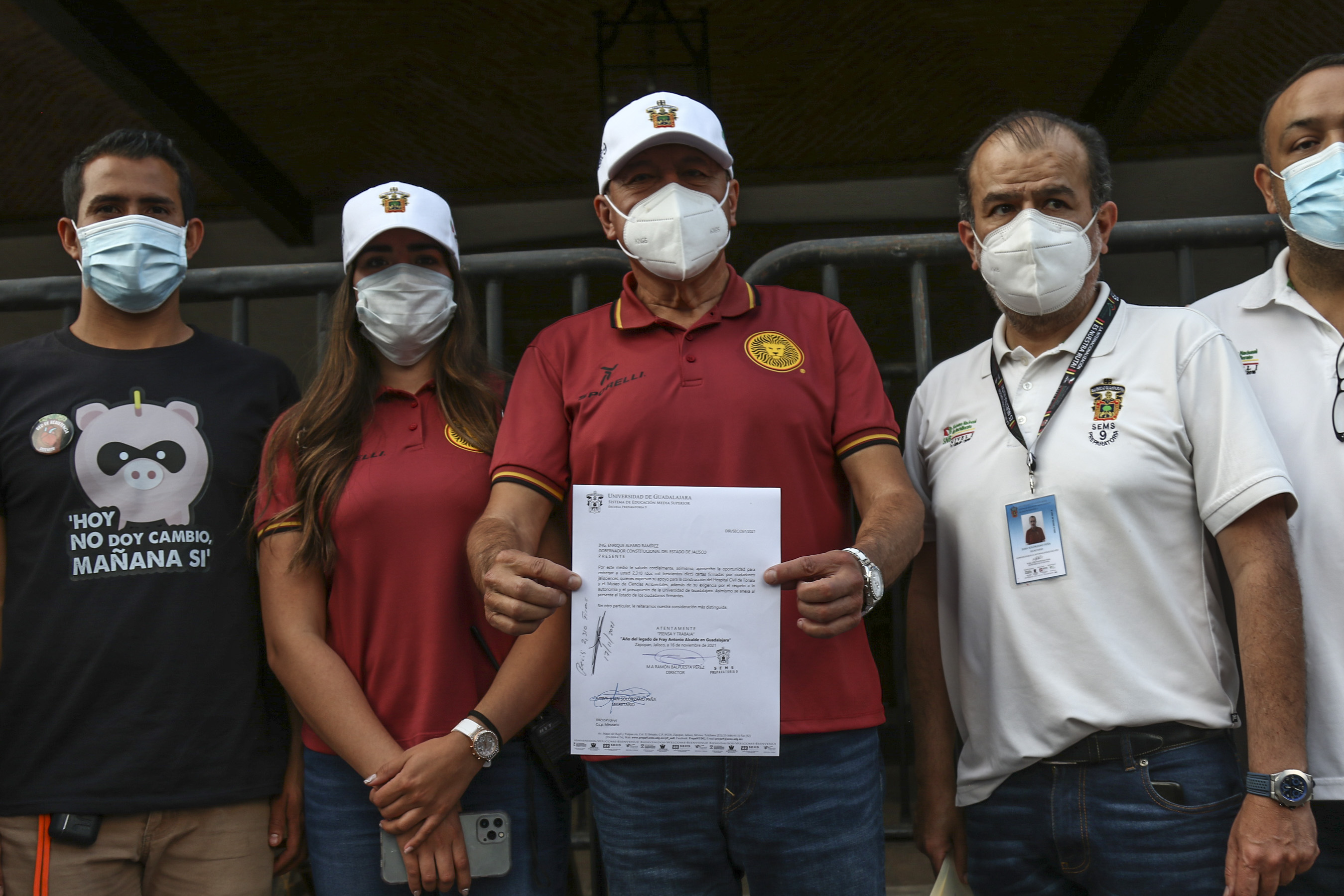 Suman 86 mil 414 cartas entregadas por jaliscienses a favor del respeto a la autonomía de la UdeG